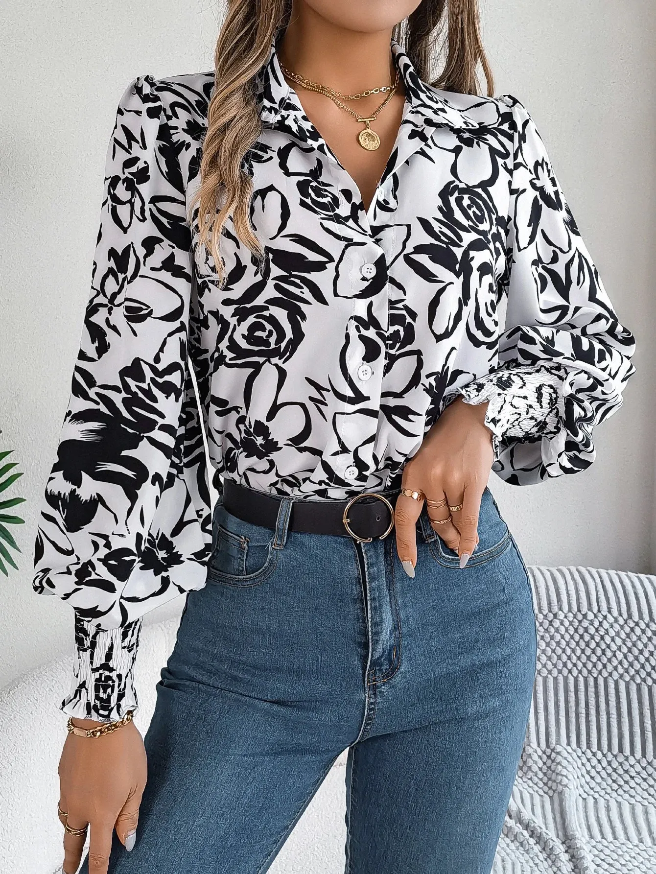 Casual Lantern Sleeve Floral Print Button Front Blouse