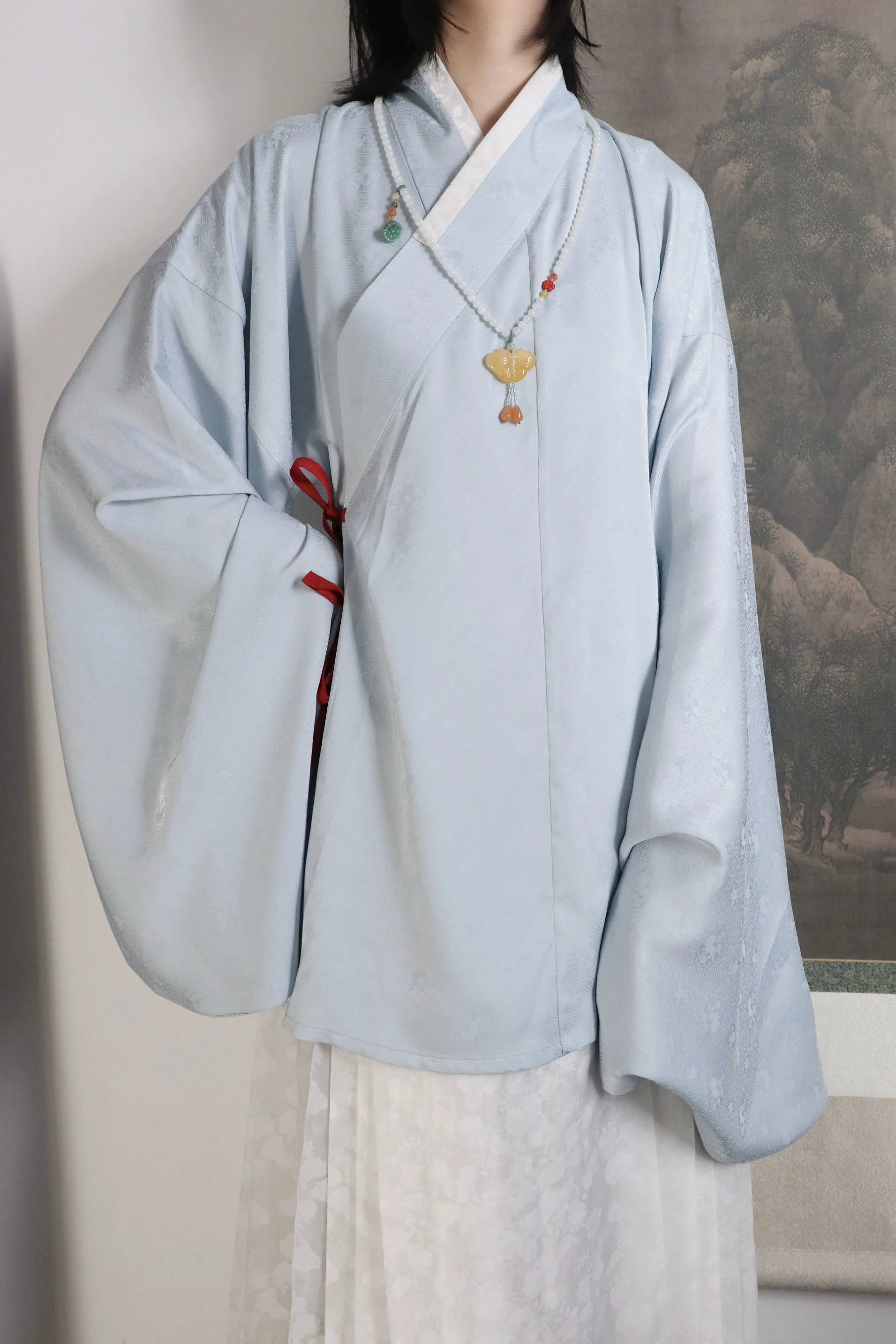 Pipa 琵琶 Lute Sleeve Middle Ming Dynasty Cross Collar Shirt