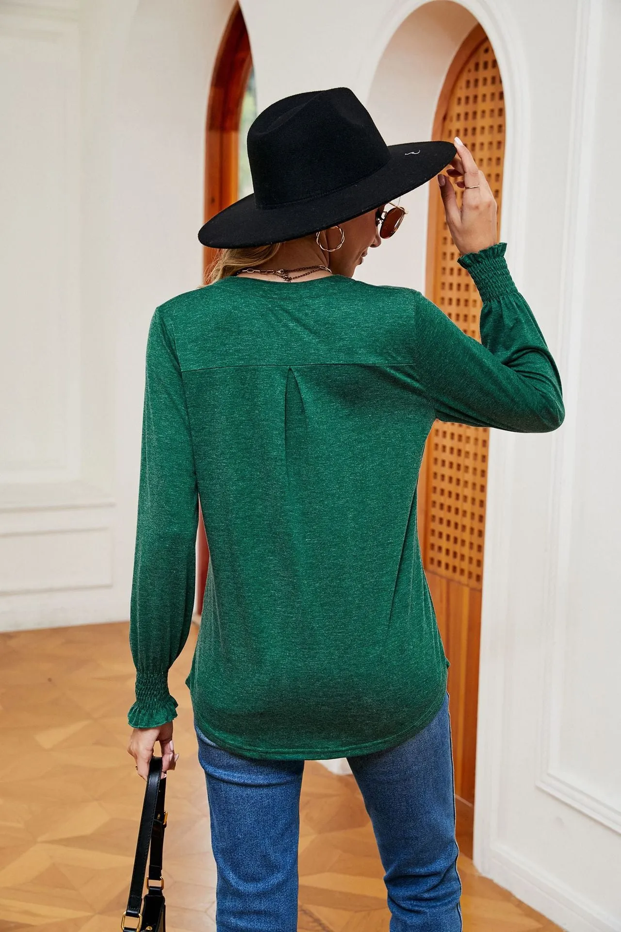 Solid Color V-Neck Long Sleeve Casual Top