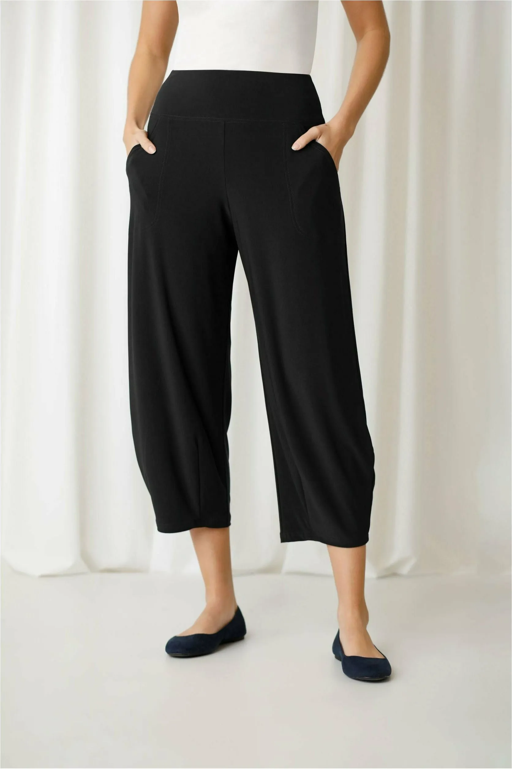 Sympli Narrow Lantern Pant - Style 27237