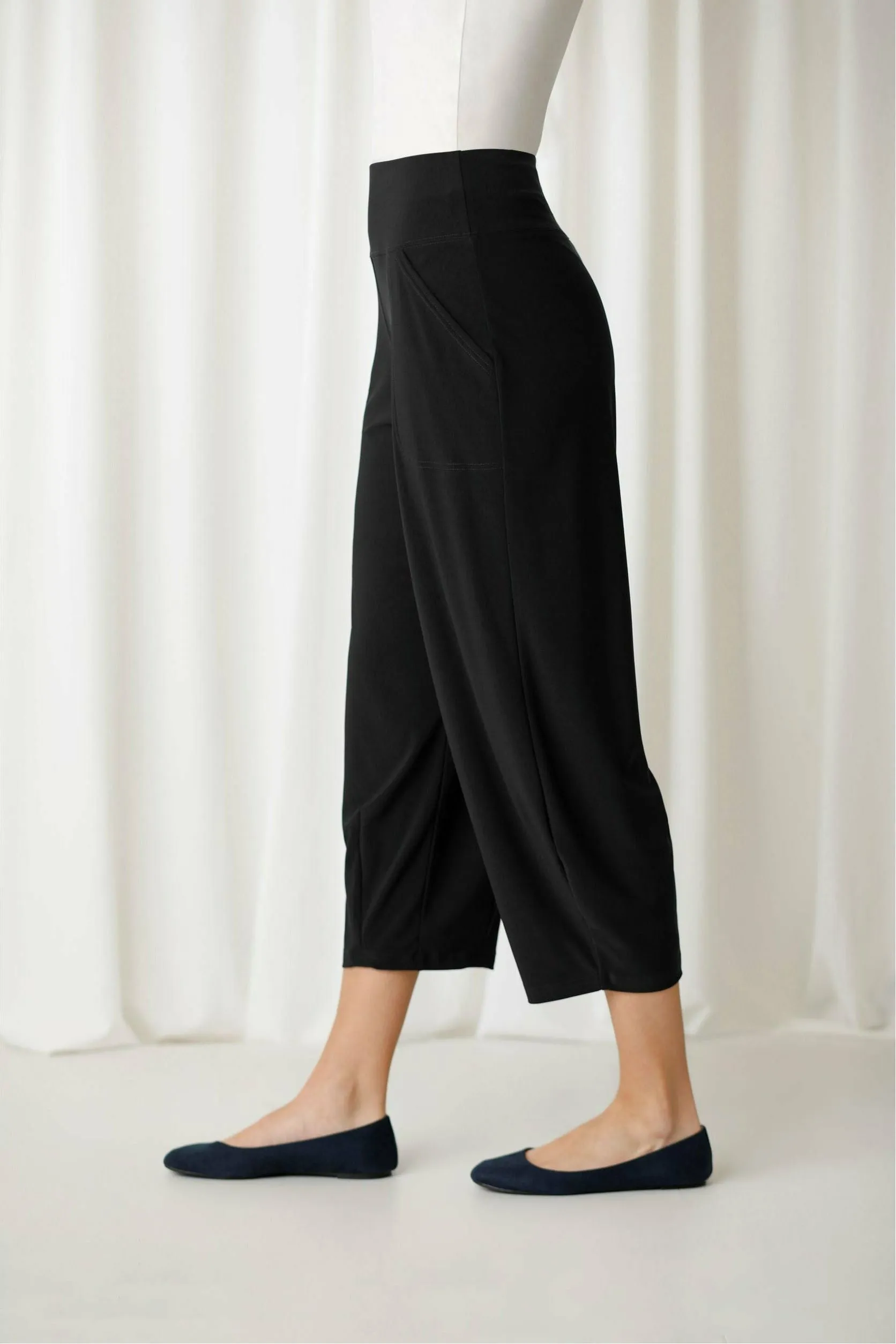 Sympli Narrow Lantern Pant - Style 27237